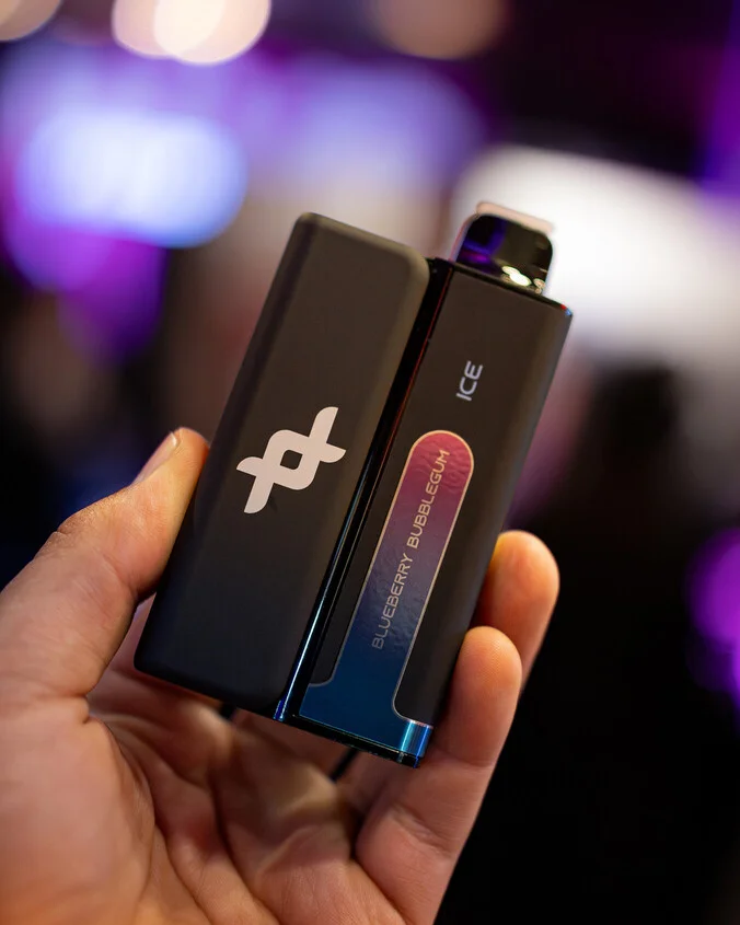 Life Pod ECO 3 device held in hand
